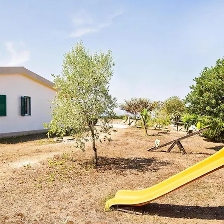 Awesome In Zambrone With House Sea View Ferienhaus