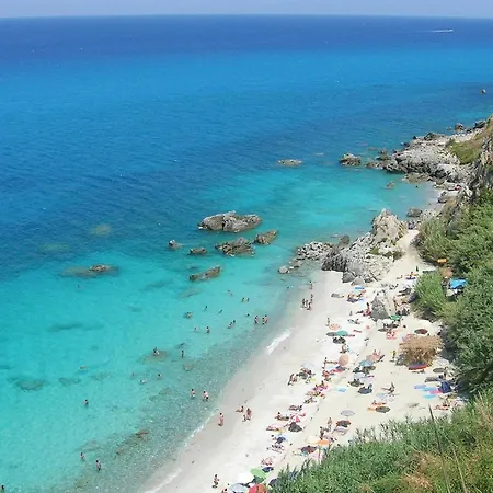 Awesome In Zambrone With House Sea View Ferienhaus